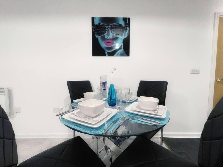 Cityfront Modern Apt Near City Centre/Etihad, Free Parking Manchester Buitenkant foto