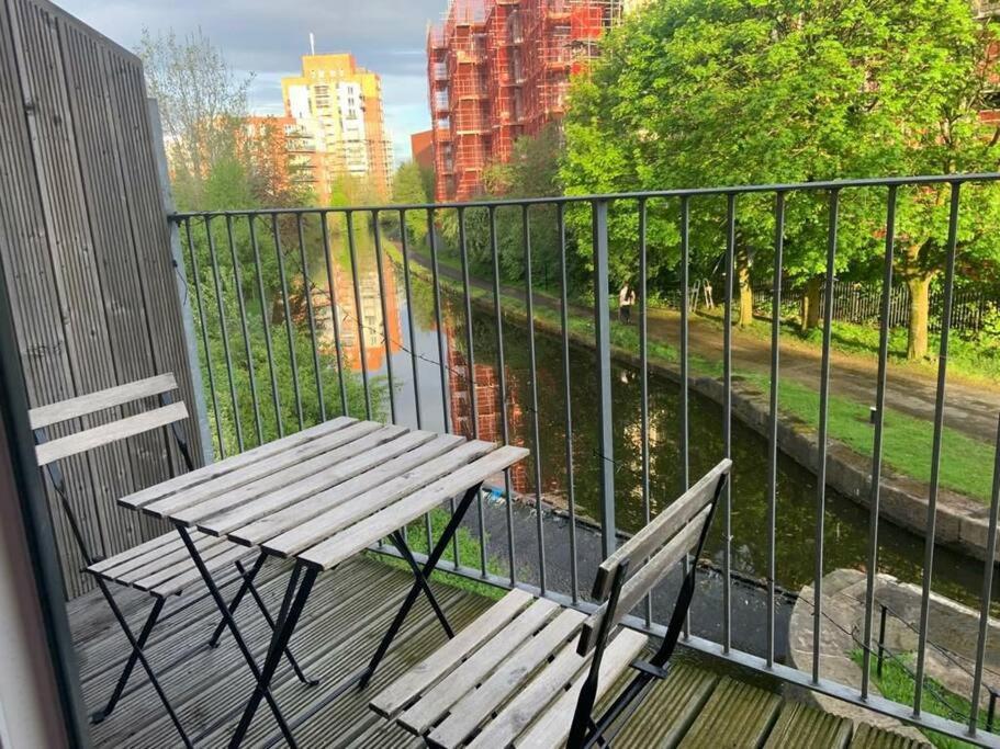 Cityfront Modern Apt Near City Centre/Etihad, Free Parking Manchester Buitenkant foto
