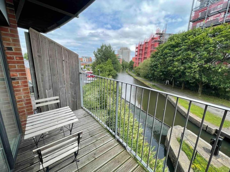 Cityfront Modern Apt Near City Centre/Etihad, Free Parking Manchester Buitenkant foto